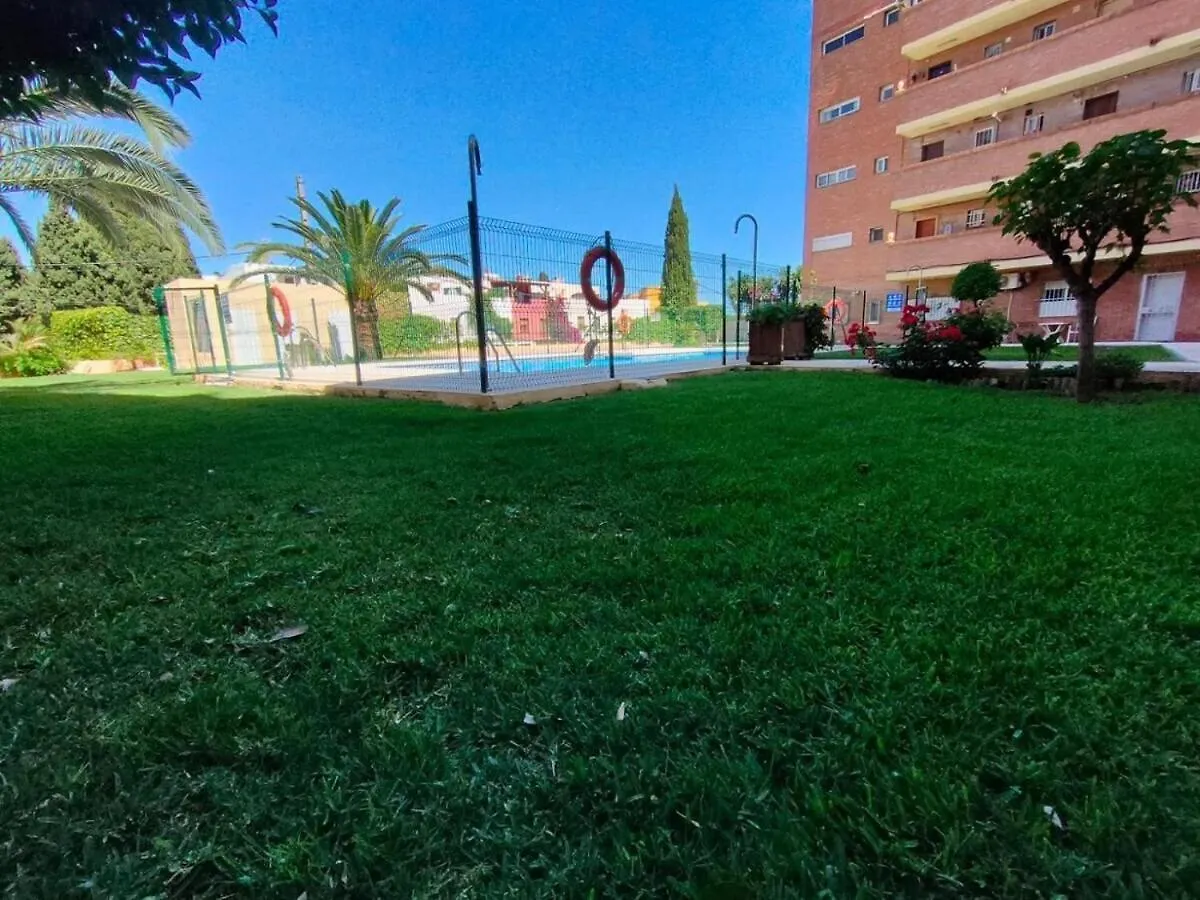 Calu Homes 托雷莫利诺斯